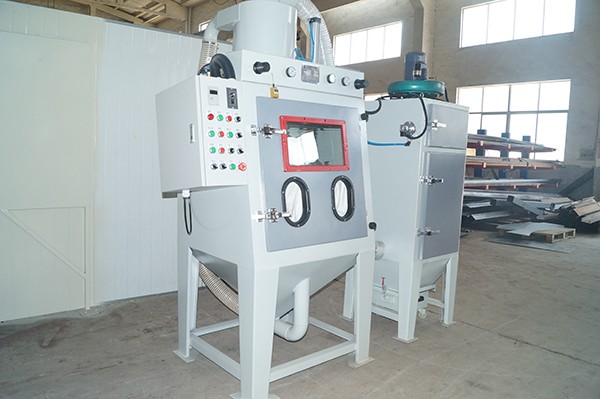 無塵噴砂機(jī)型號(hào)規(guī)格表及其應(yīng)用 無塵噴砂機(jī)型號(hào)規(guī)格表及其應(yīng)用